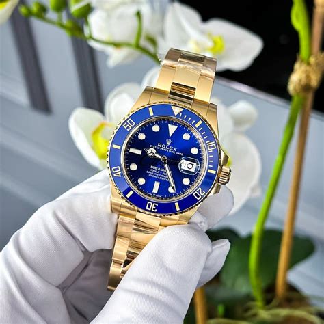 rolex oyster perpetual submariner gold blue|Rolex Submariner value chart.